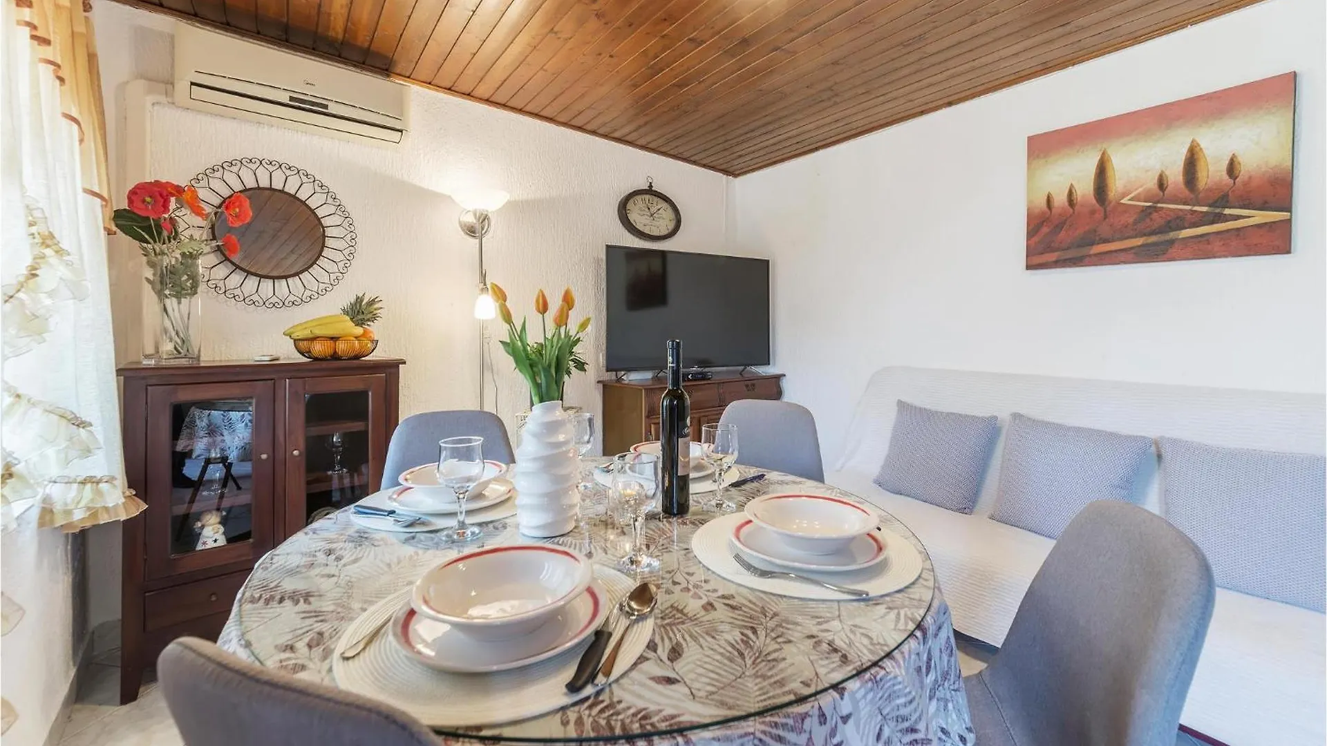 2 Bedroom Stunning Home In Pula Holiday home