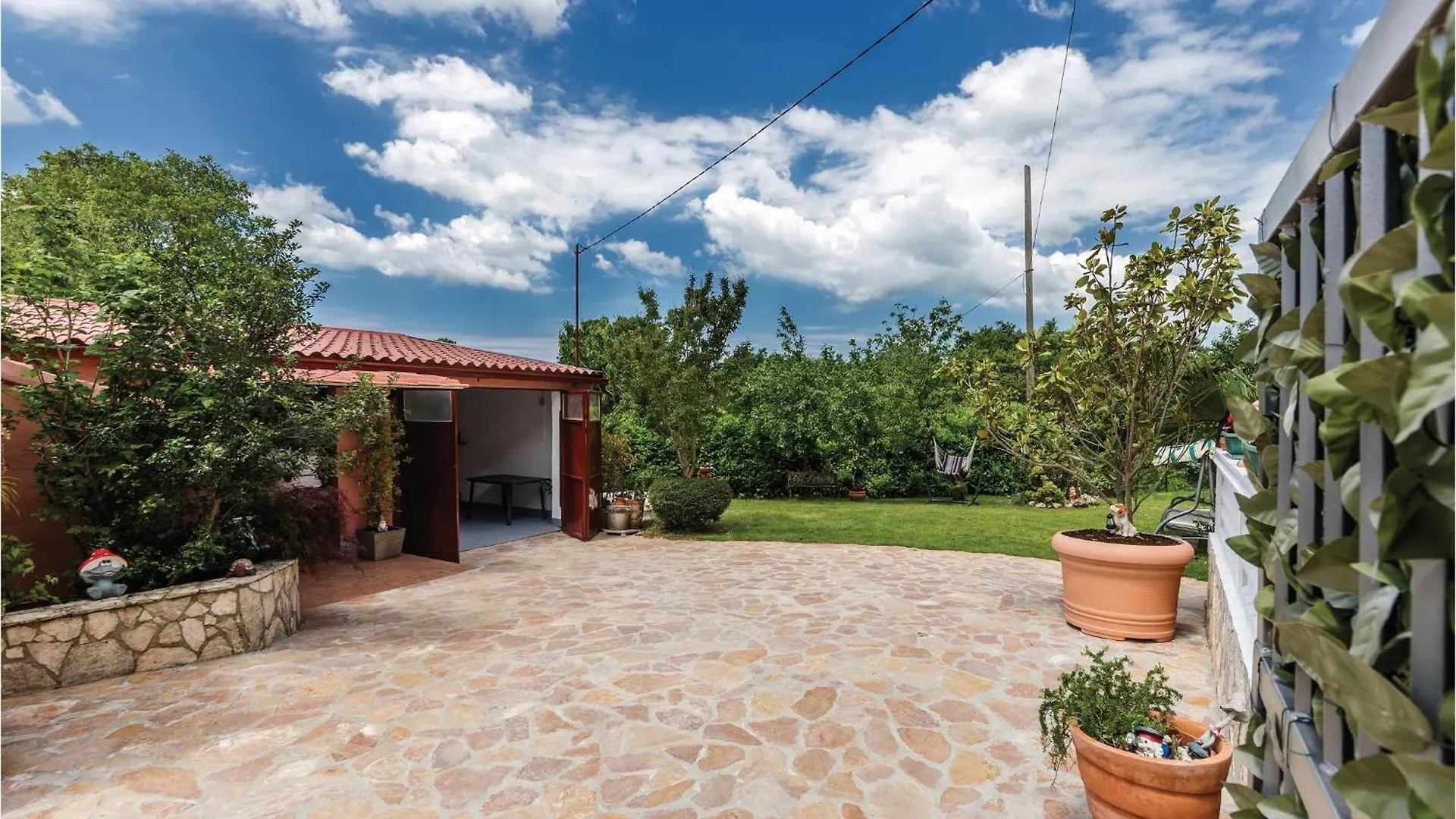 2 Bedroom Stunning Home In Pula 0*, Pinezici (Istria) Croatia
