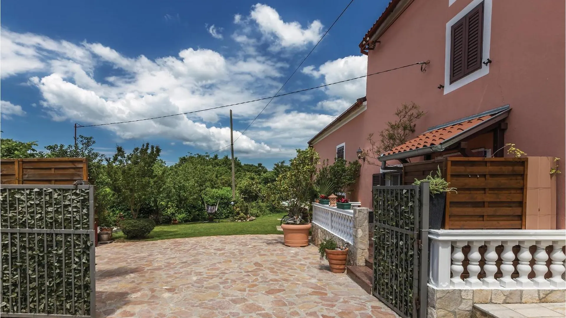 Holiday home 2 Bedroom Stunning Home In Pula Croatia